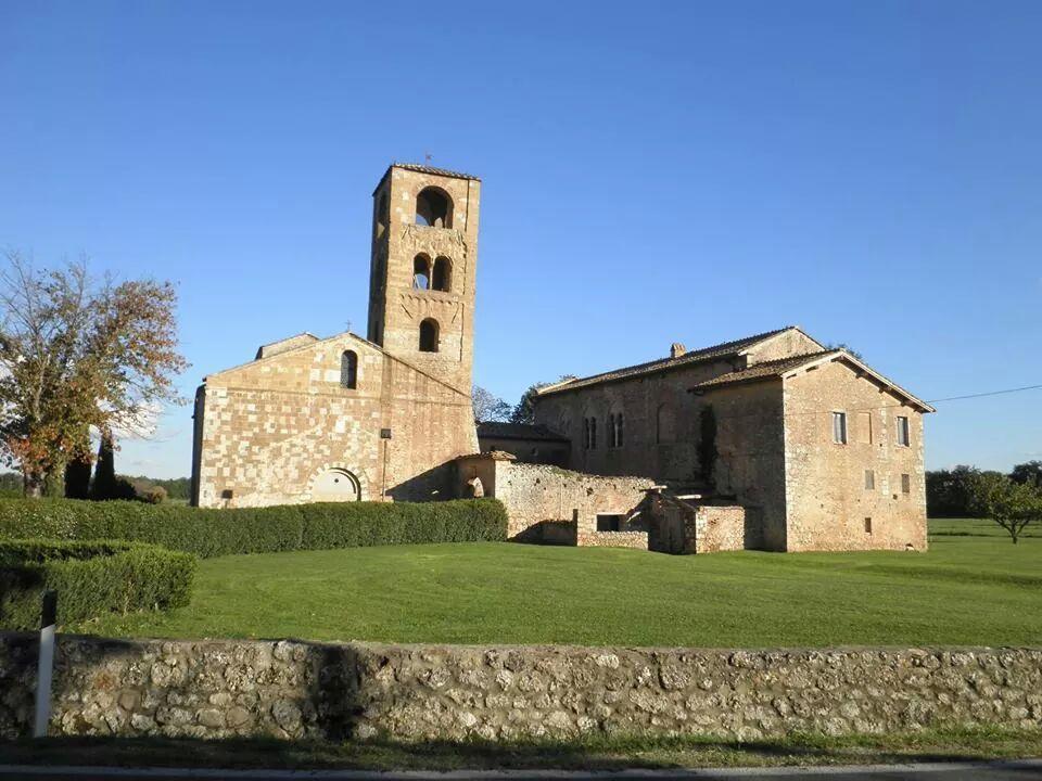 Hostal Casale Il Colombaio Di Toiano Valli Exterior foto